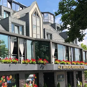 Seasons Design - Free Parking Hotel Sofia